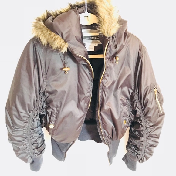 Neyelle Jackets & Blazers - Neyelle feather puffer coat